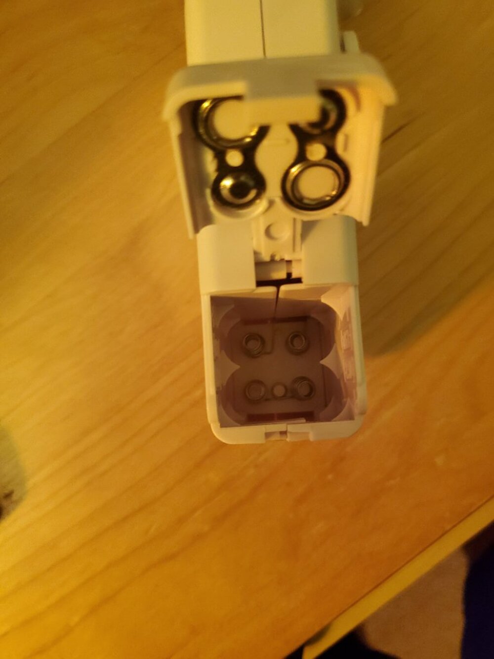 Handheld Sewing Machine - Picture 8 of 10